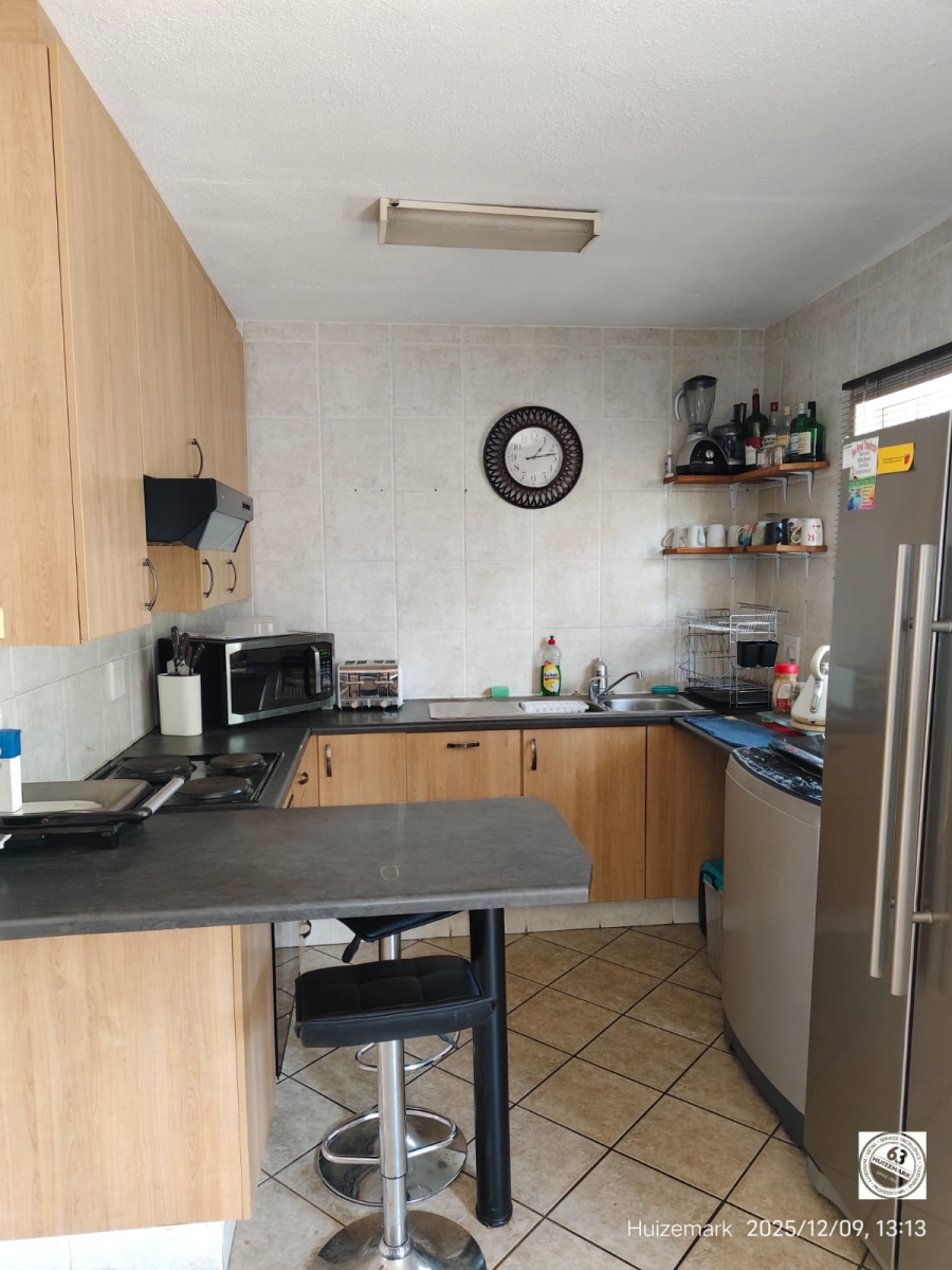 2 Bedroom Property for Sale in Vaalpark Free State